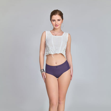 Plain Seamless Panty for Women – Soft, Stretchable & Invisible Comfort Innerwear PQ5033