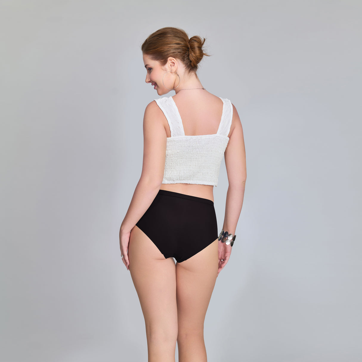 Plain Seamless Panty for Women – Soft, Stretchable & Invisible Comfort Innerwear PQ5033