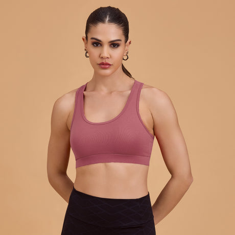 Medium Impact Racerback Sports Bra – Seamless, Breathable, Supportive SQ1028