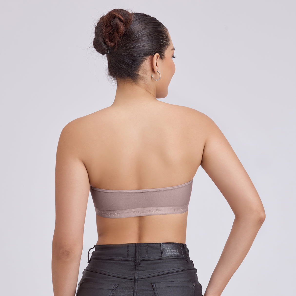 Seamless Strapless Tube Bra – Wireless Padded Bandeau for Women TQ0001