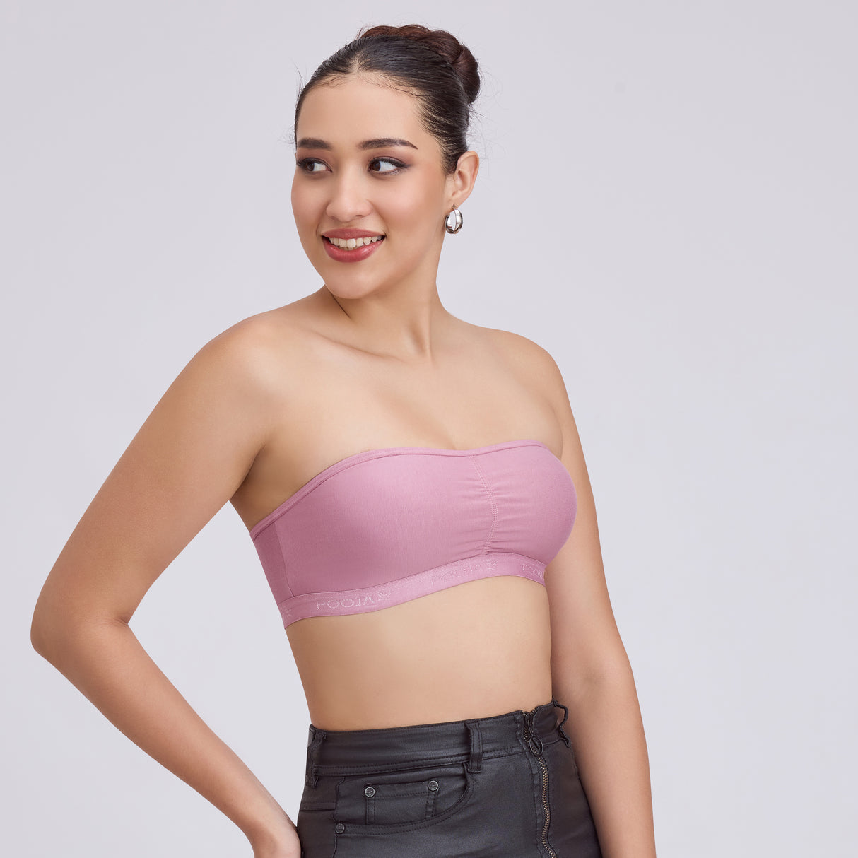 Seamless Strapless Tube Bra – Wireless Padded Bandeau for Women TQ0001