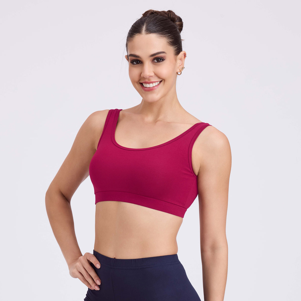Women's Medium-Impact Sports Bra – Supportive, Breathable, Stylish SQ1029