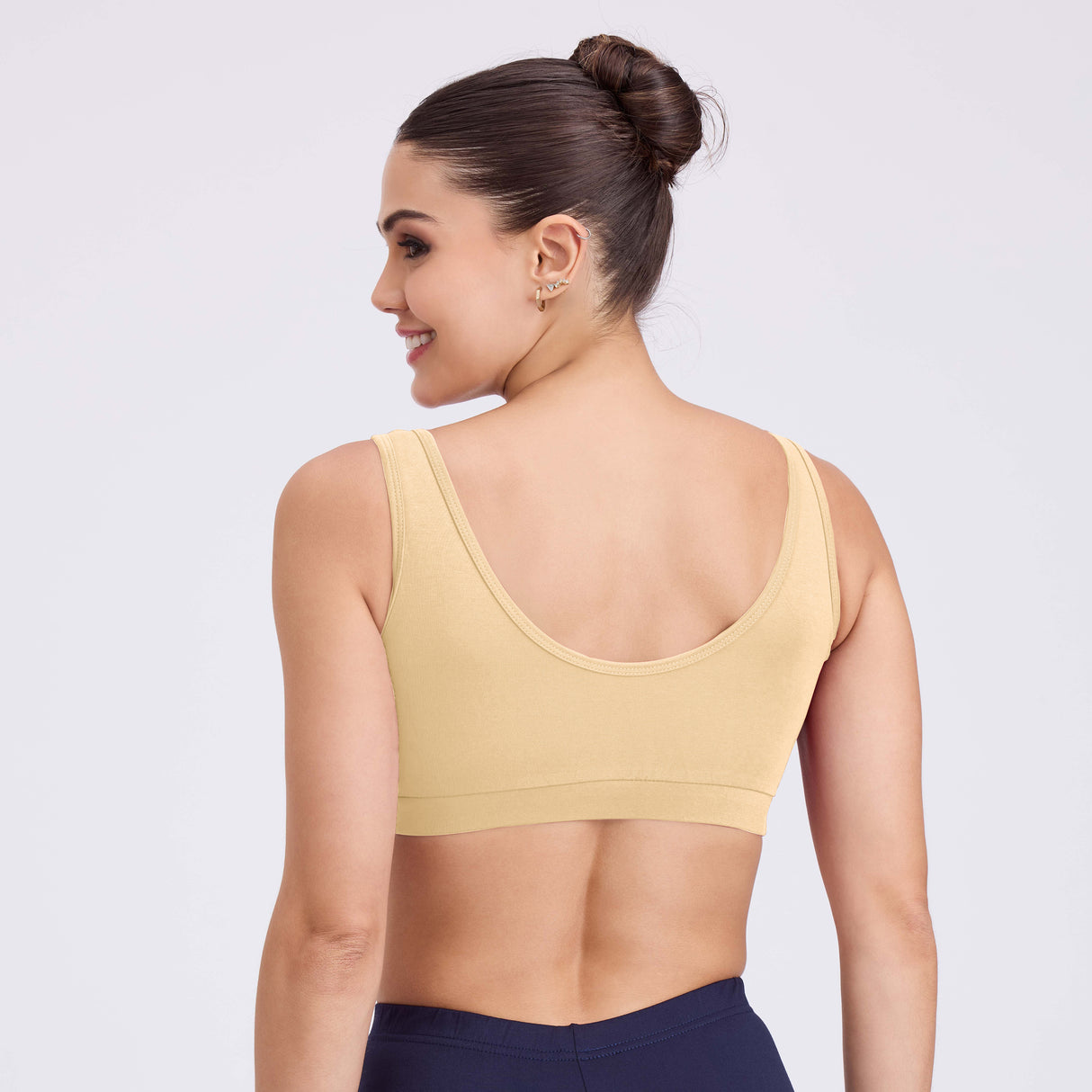 Women's Medium-Impact Sports Bra – Supportive, Breathable, Stylish SQ1029