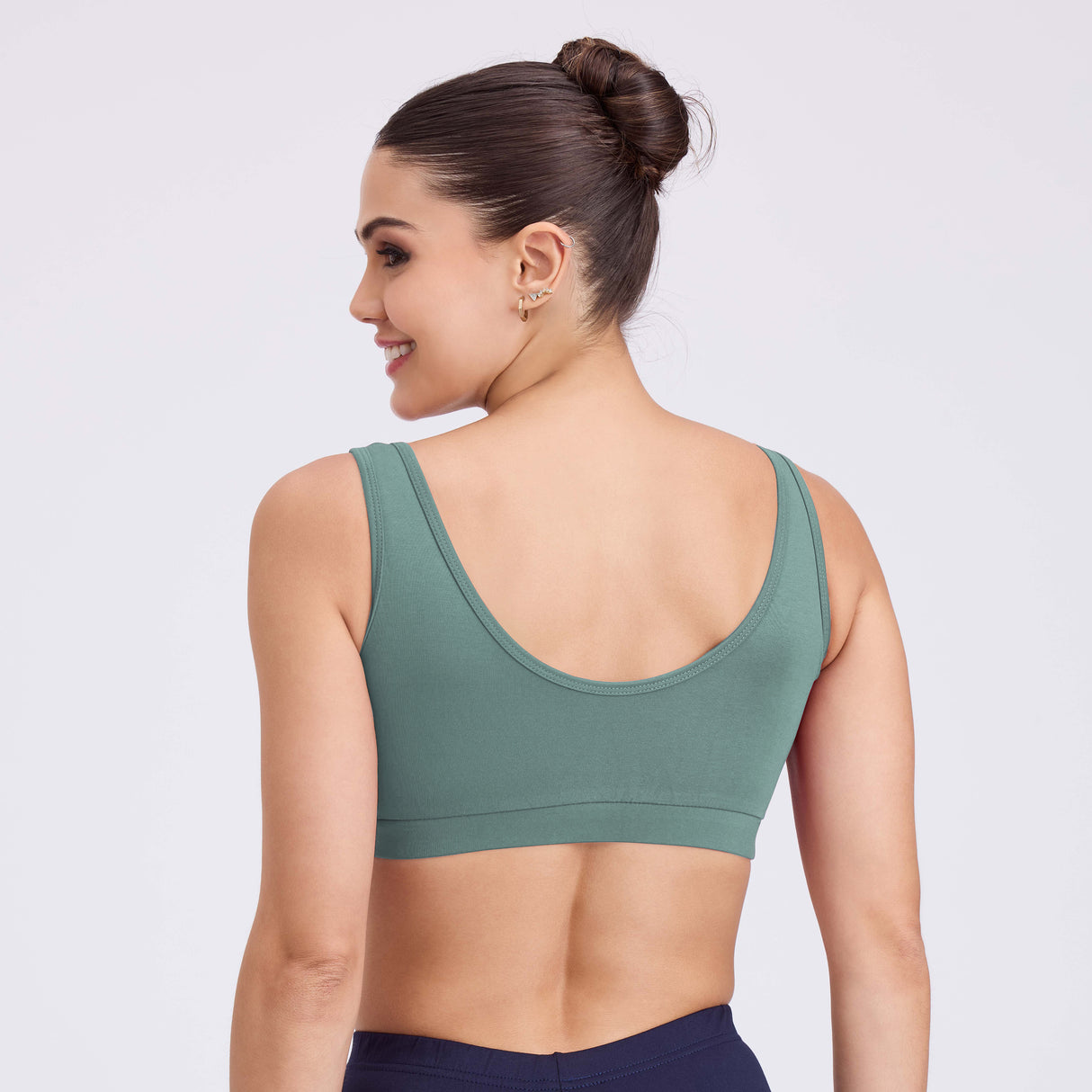 Women's Medium-Impact Sports Bra – Supportive, Breathable, Stylish SQ1029