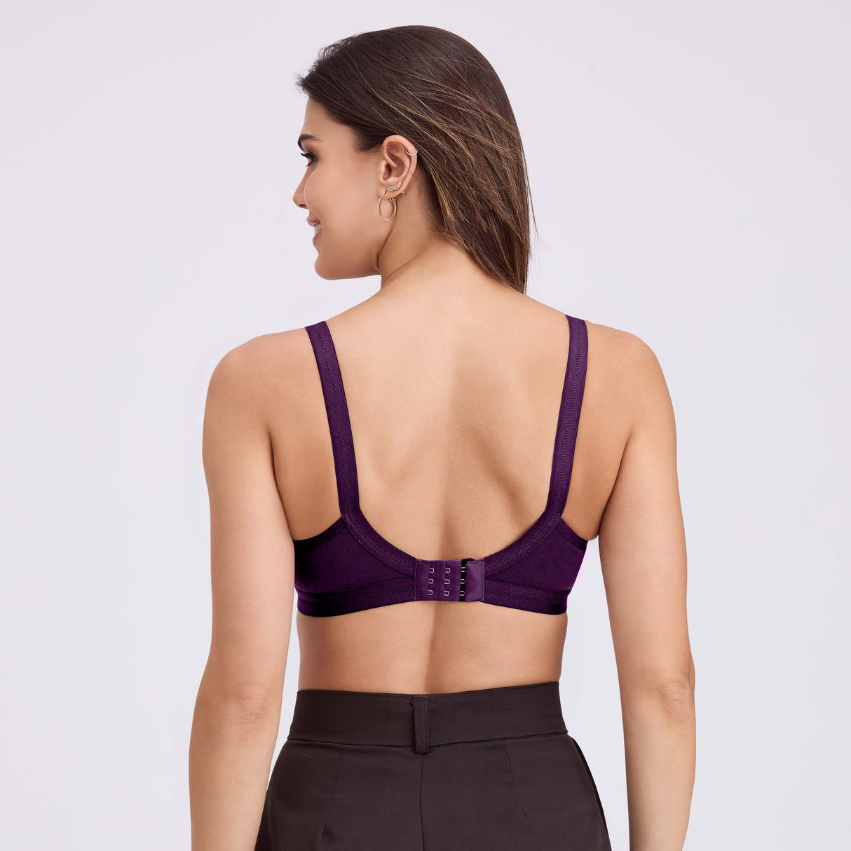 Seamless Cross Design D Cup Bra – Full Coverage, Supportive Fit MQ3046