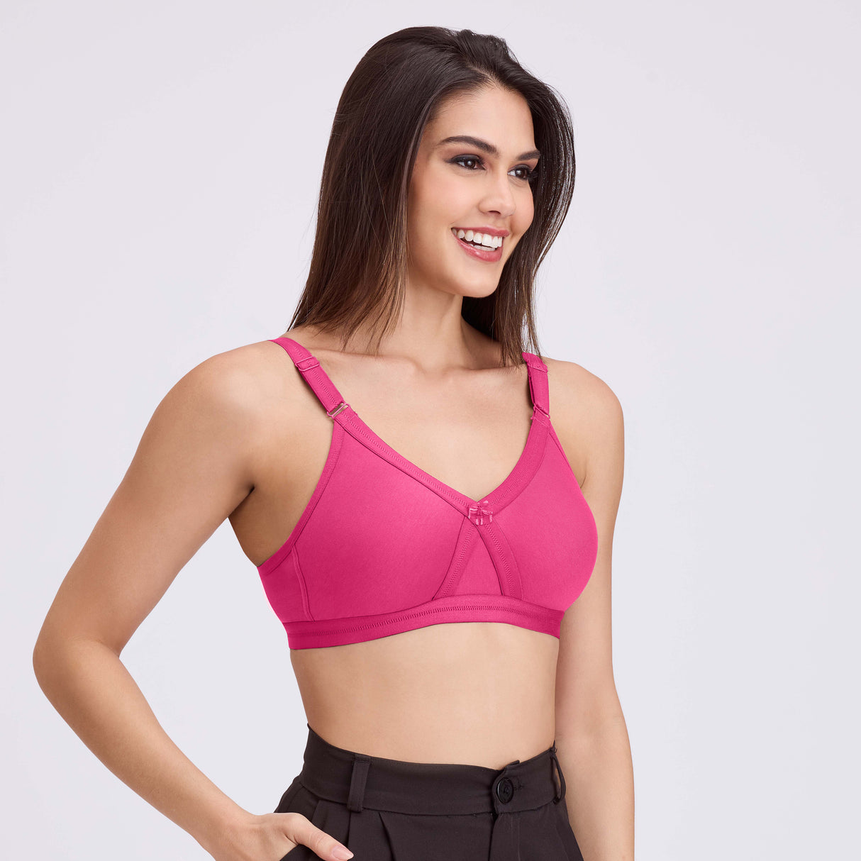 Seamless Cross Design D Cup Bra – Full Coverage, Supportive Fit MQ3046