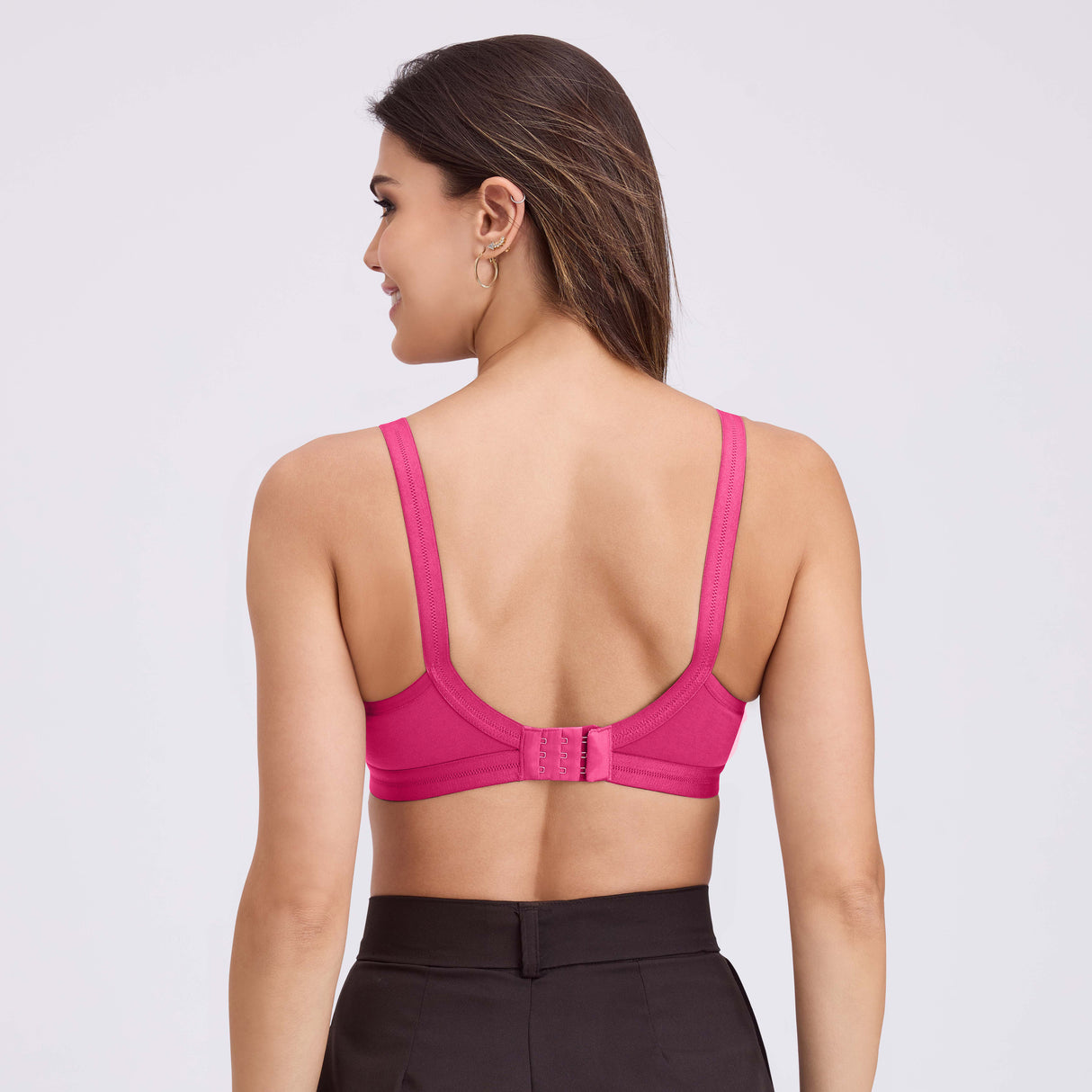 Seamless Cross Design D Cup Bra – Full Coverage, Supportive Fit MQ3046